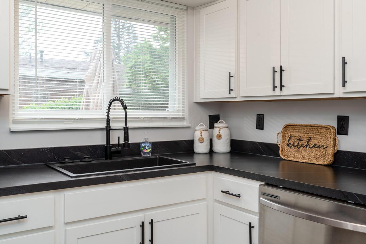 497 Ross Road Columbus, OH 43213 - Photo 24 of 24 497 Ross-23