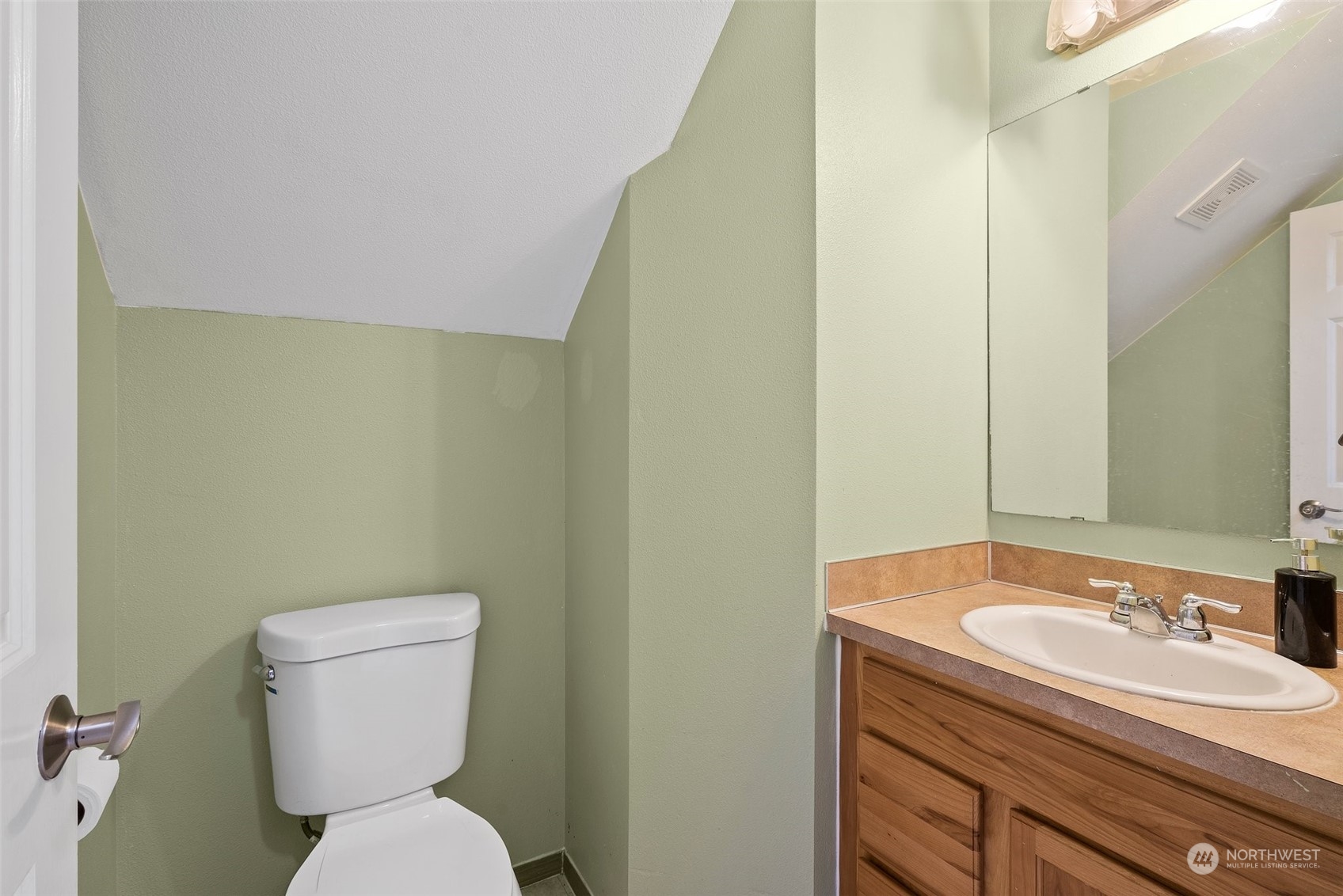 18308 Rampart Drive Southeast Yelm, WA 98597 - Photo 14 of 28