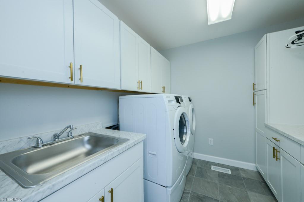 1410 Heathcliff Road High Point, NC 27262 - Photo 17 of 50 Laundry room was just renovated