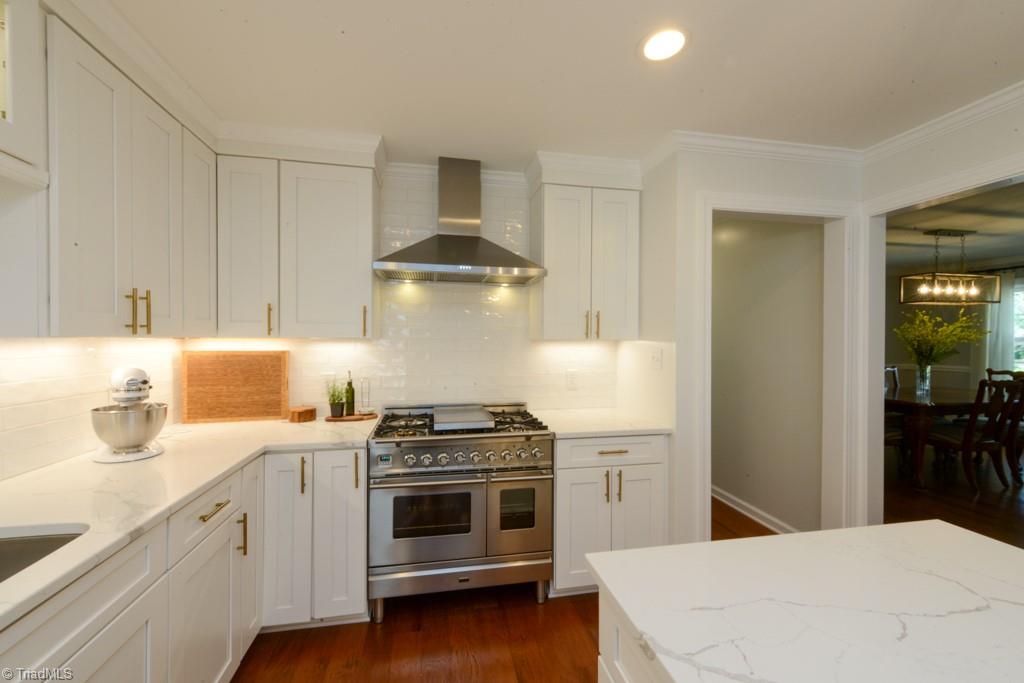 1410 Heathcliff Road High Point, NC 27262 - Photo 21 of 50 View of kitchen into dining room