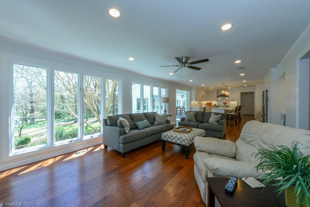 1410 Heathcliff Road High Point, NC 27262 - Photo 33 of 50 Gallery Image 33