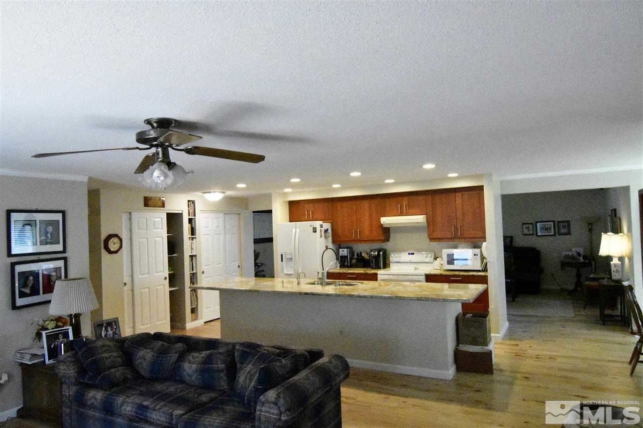 1690 Zolezzi Lane Reno, NV 89511 - Photo 5 of 17 Photo 5