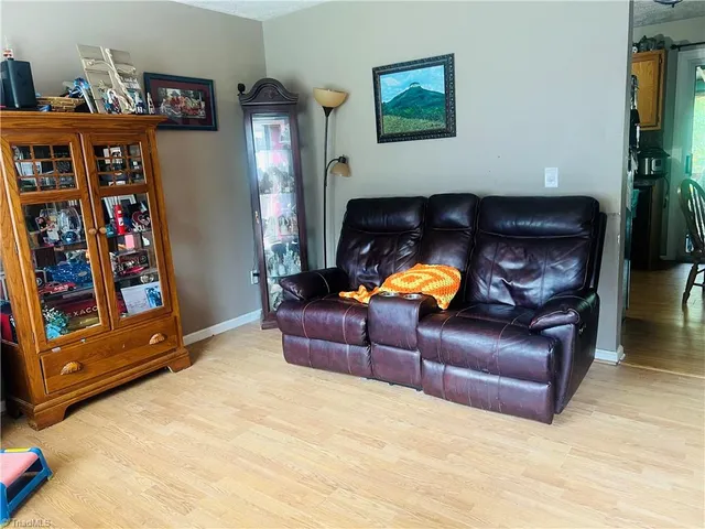 $229,000 | 215 Oak Ridge Place, Mount Airy, NC 27030