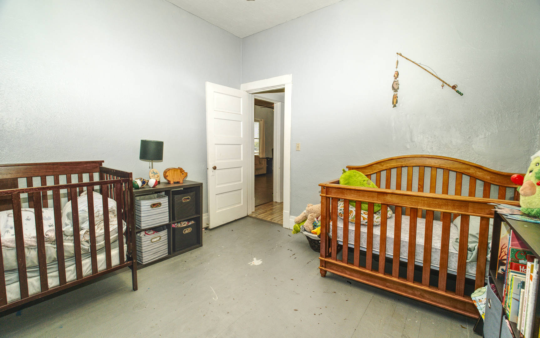 2108 Camanche Avenue Clinton, IA 52732 - Photo 10 of 22 a bedroom with a bed and a window
