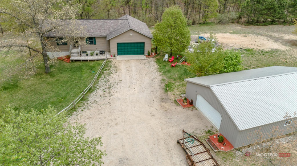 4190 East Baker Road Hesperia, MI 49421 - Photo 2 of 27 4190 E. Baker006 LoRes