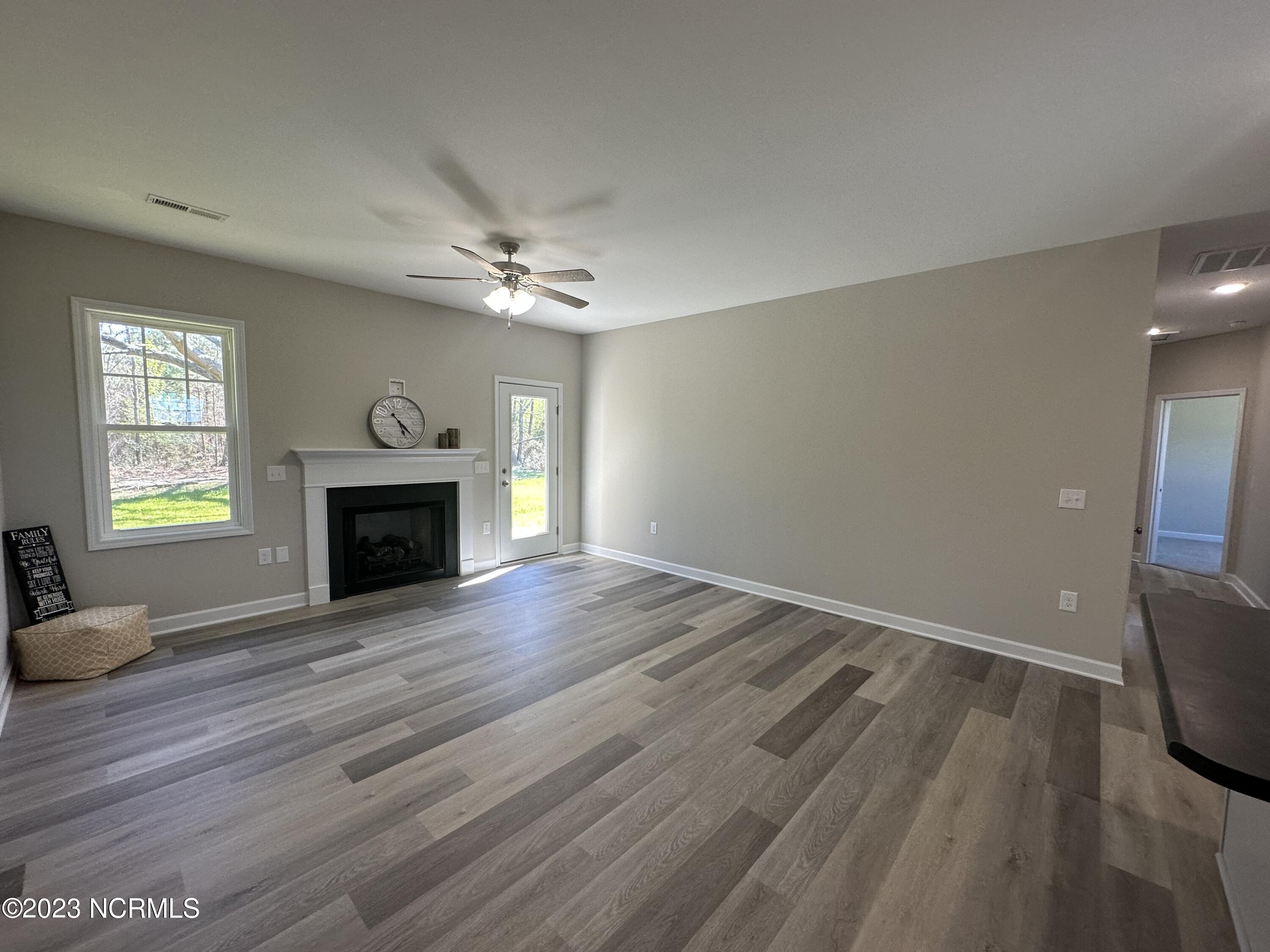 210 Bay Valley Road Kenly, NC 27542 - Photo 5 of 24 IMG_3555