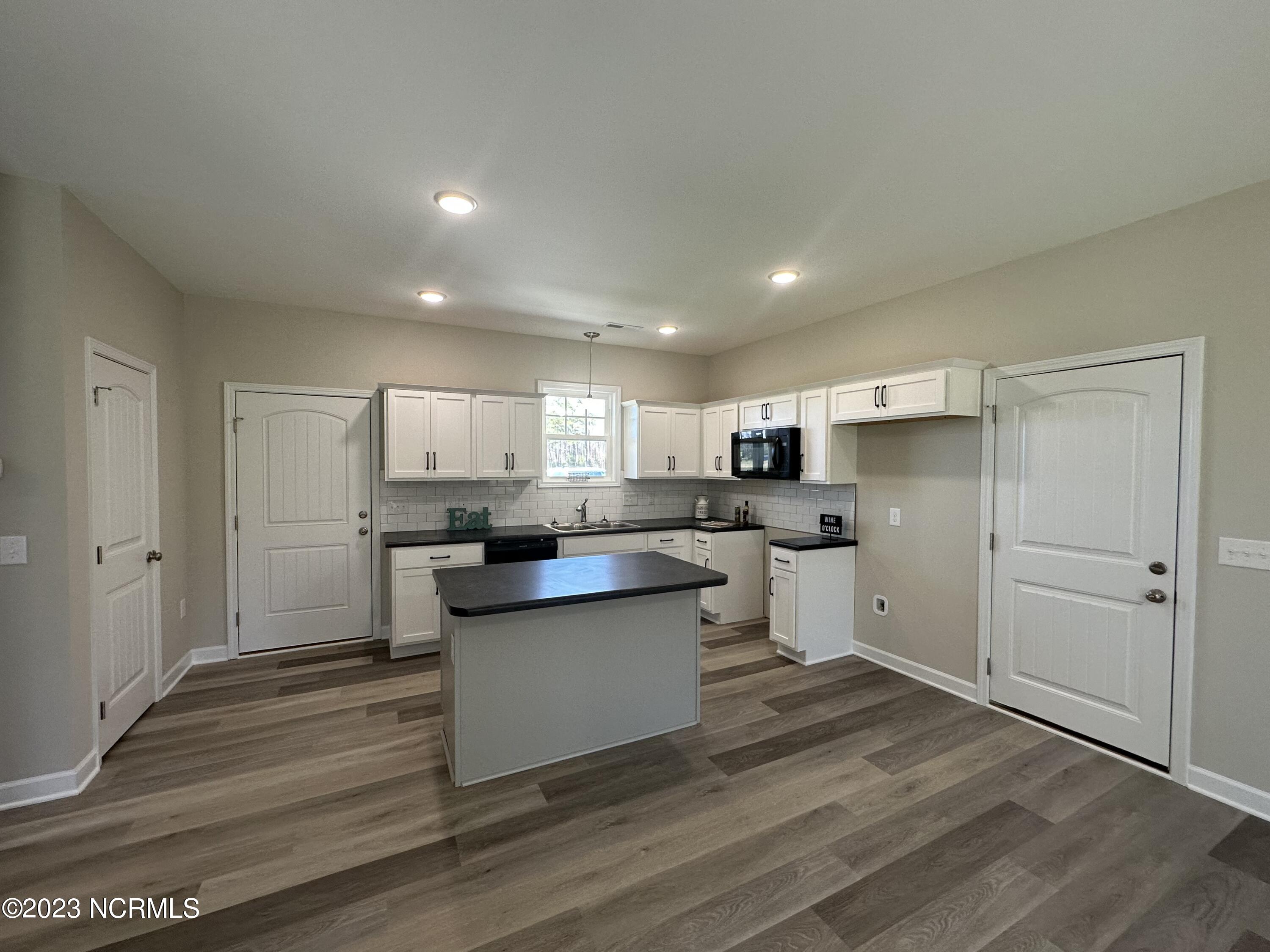210 Bay Valley Road Kenly, NC 27542 - Photo 8 of 24 IMG_3552