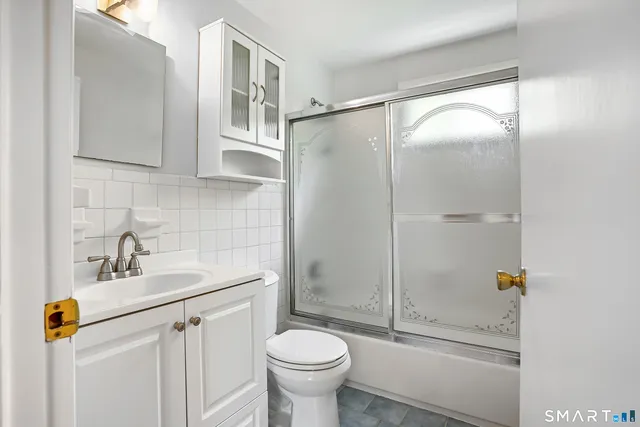 $340,000 | 240 Sunnyridge Avenue, Unit 63, Fairfield, CT 06824