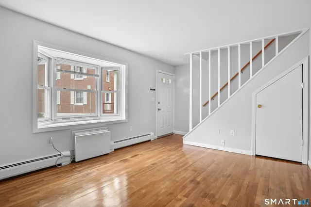 $340,000 | 240 Sunnyridge Avenue, Unit 63, Fairfield, CT 06824