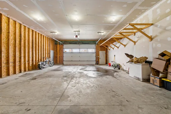 $700,000 | W3335 Bauer Road, Leroy, WI 53050