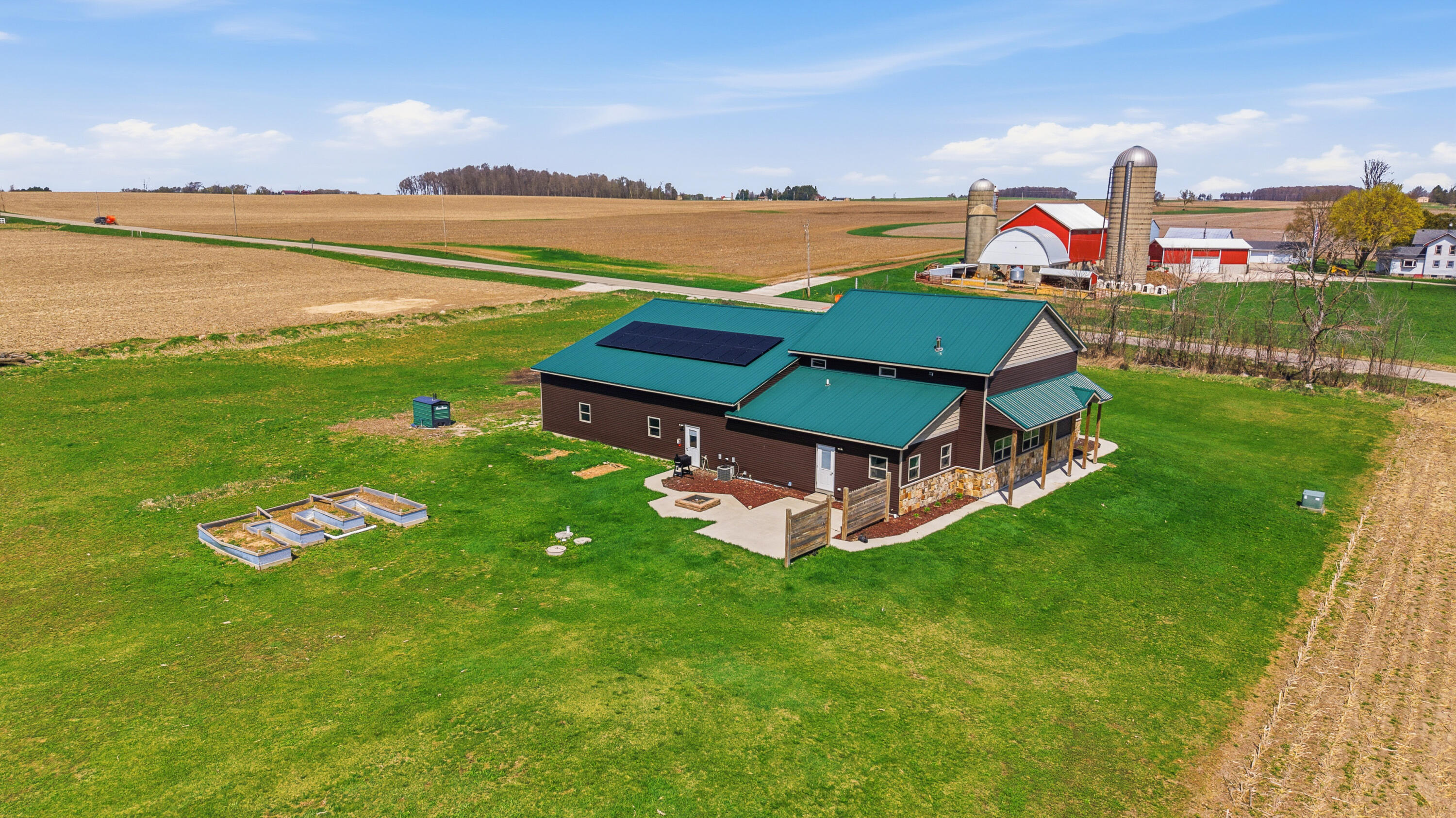 W3335 Bauer Road Leroy, WI 53050 - Photo 42 of 46 Aerial view