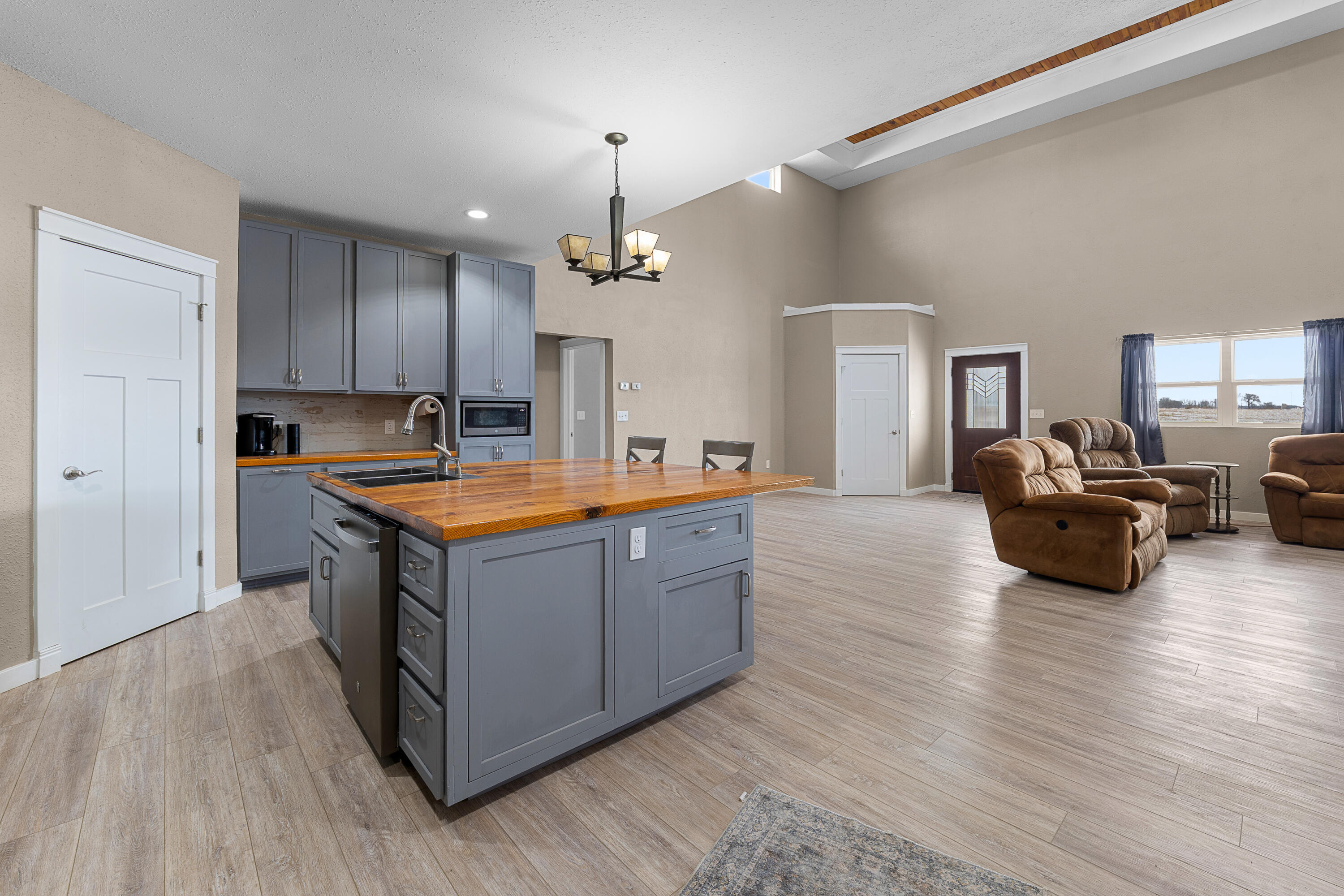 W3335 Bauer Road Leroy, WI 53050 - Photo 6 of 46 Kitchen