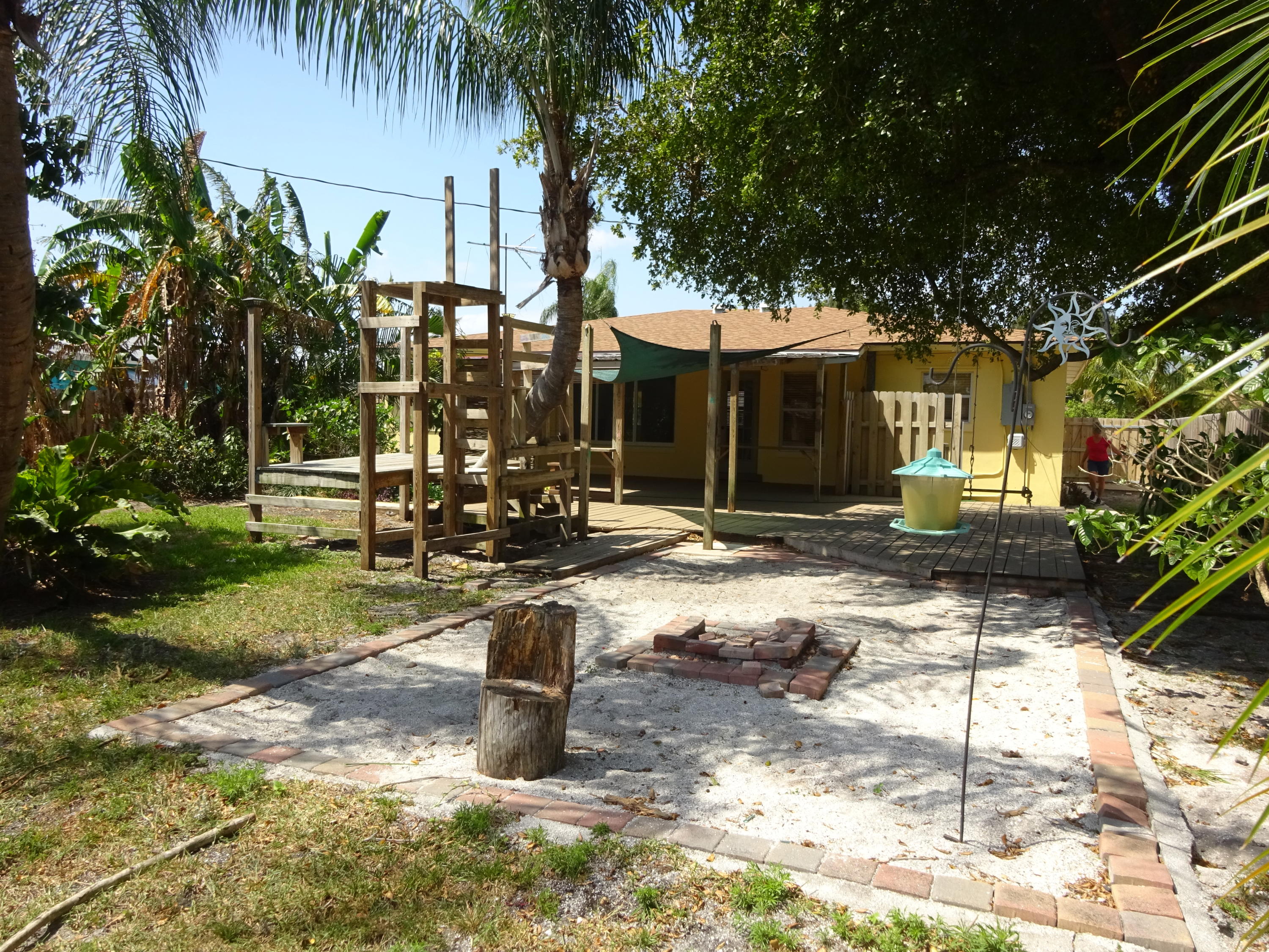 4200 Foss Road Lake Worth, FL 33461 - Photo 22 of 23 DSC04154
