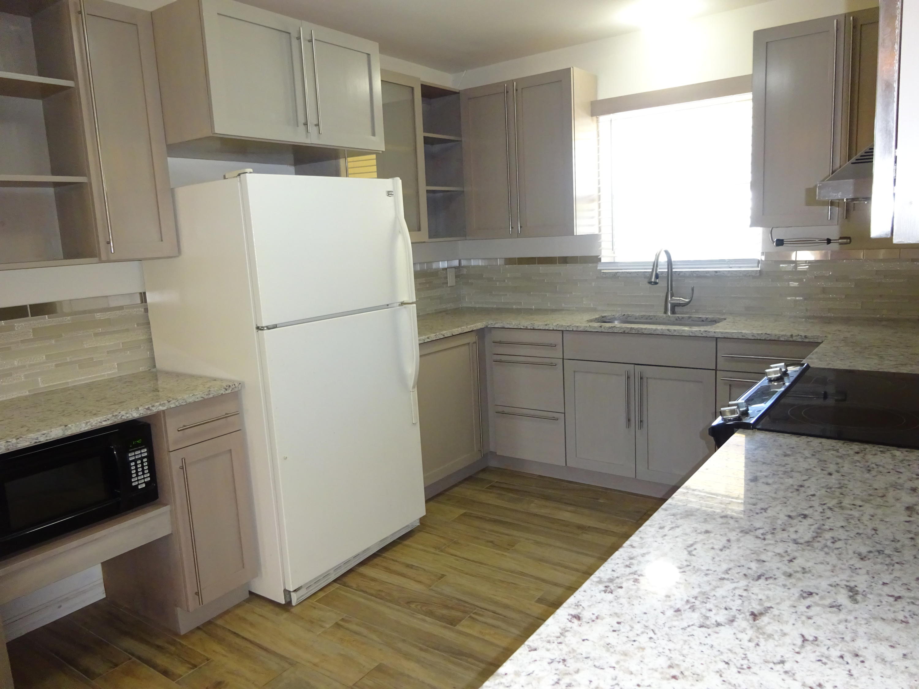 4200 Foss Road Lake Worth, FL 33461 - Photo 3 of 23 DSC04130
