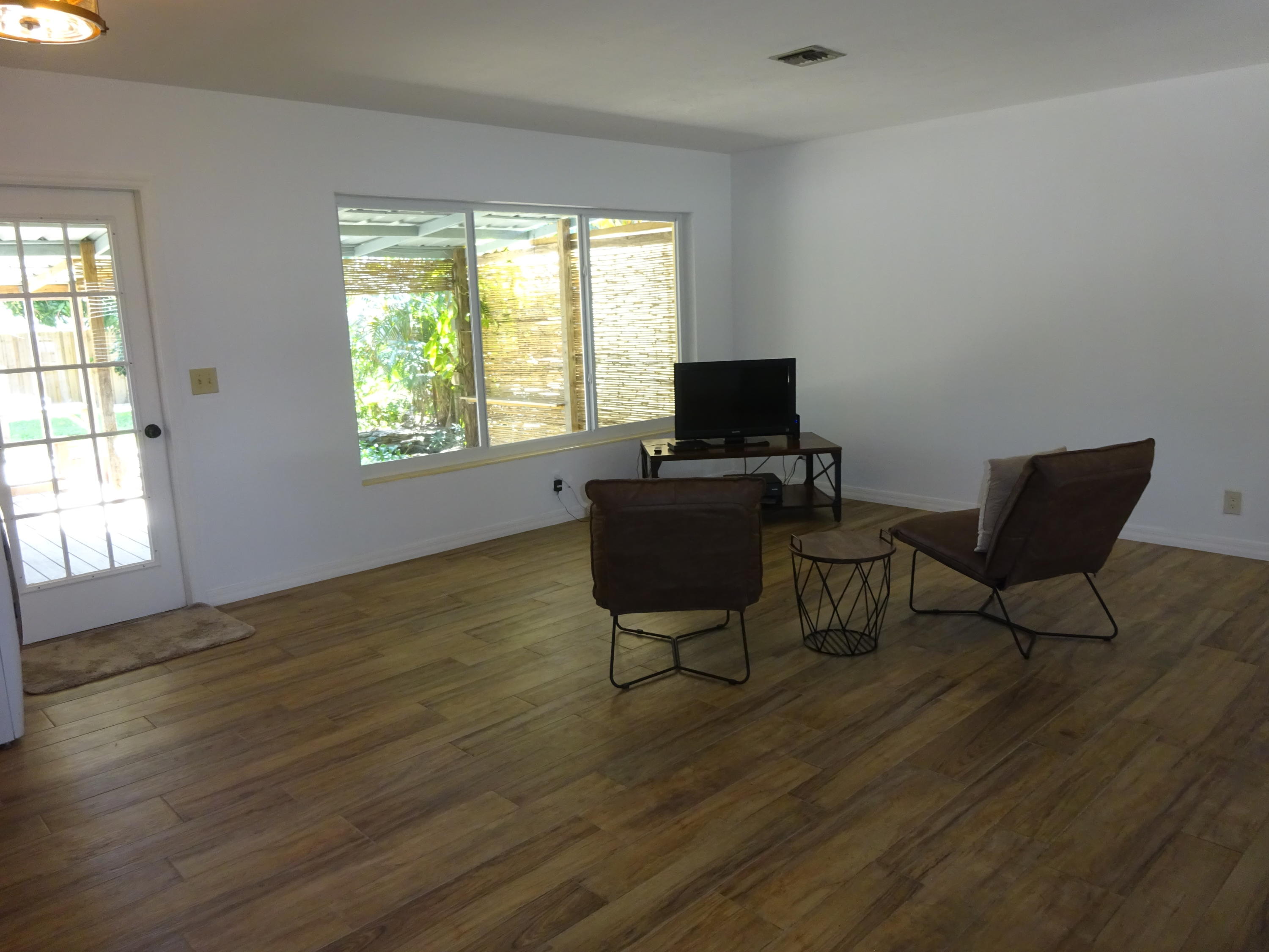 4200 Foss Road Lake Worth, FL 33461 - Photo 6 of 23 DSC04126