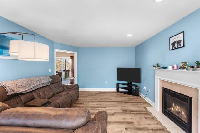 $685,000 | 12 Crawford Lane, Hooksett, NH 03106