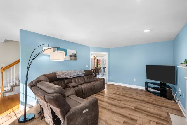 $685,000 | 12 Crawford Lane, Hooksett, NH 03106