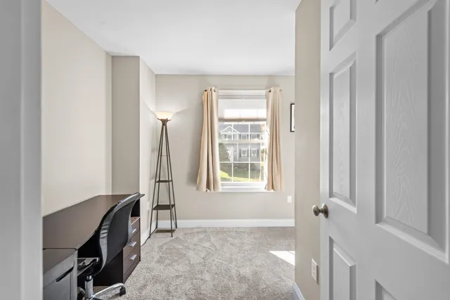 $685,000 | 12 Crawford Lane, Hooksett, NH 03106