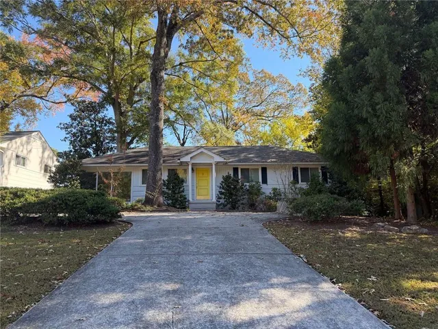 $3,200 | 2961 Parkridge Drive Northeast, Atlanta, GA 30319