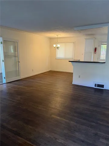 $3,200 | 2961 Parkridge Drive Northeast, Atlanta, GA 30319