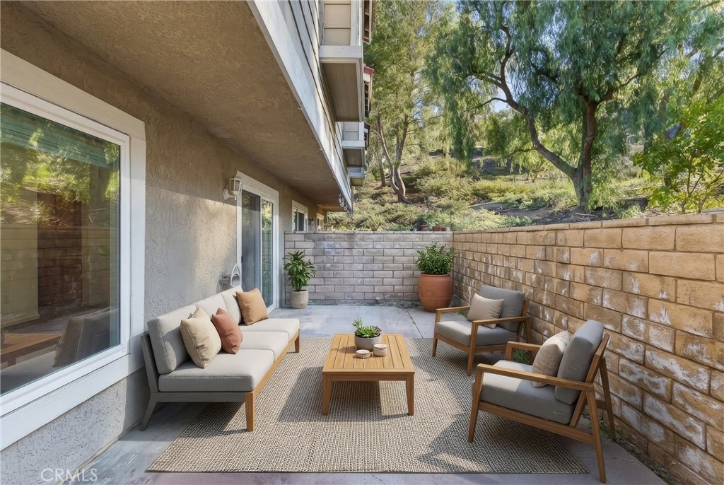 31315 The Old Road, Unit D Castaic, CA 91384 - Photo 27 of 33 Virtual Staged
