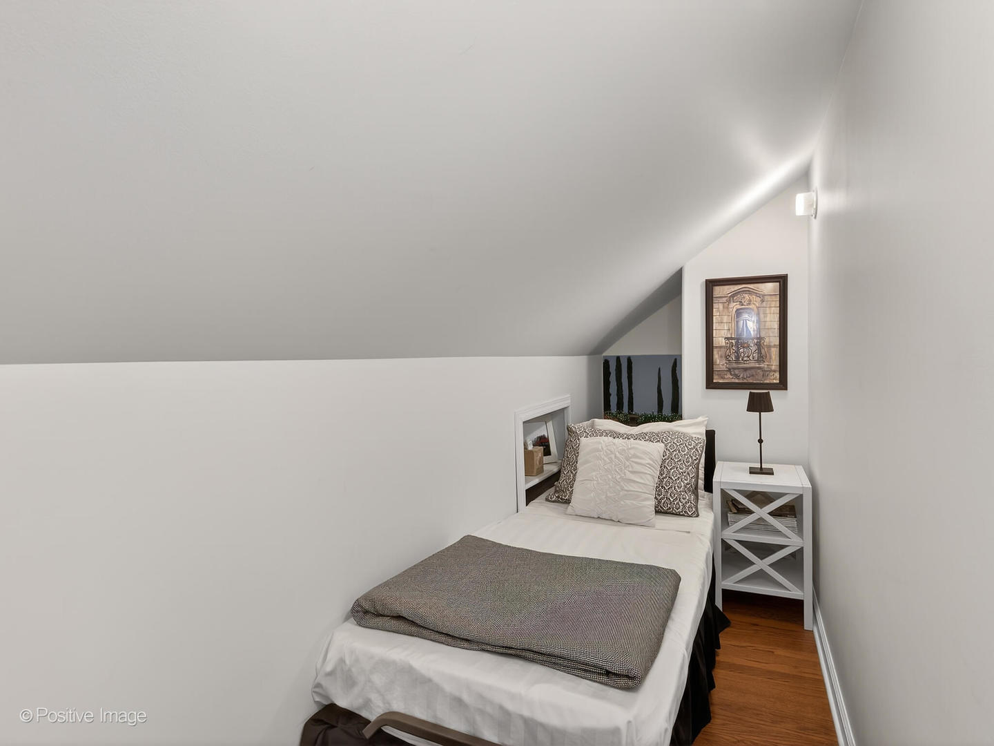 285 Middaugh Road Clarendon Hills, IL 60514 - Photo 17 of 37