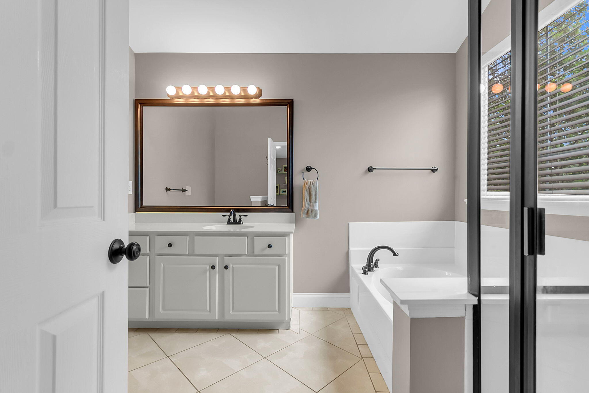 1516 Clarendon Way Mount Pleasant, SC 29466 - Photo 31 of 64 CREM - 1516 Clarendon-48