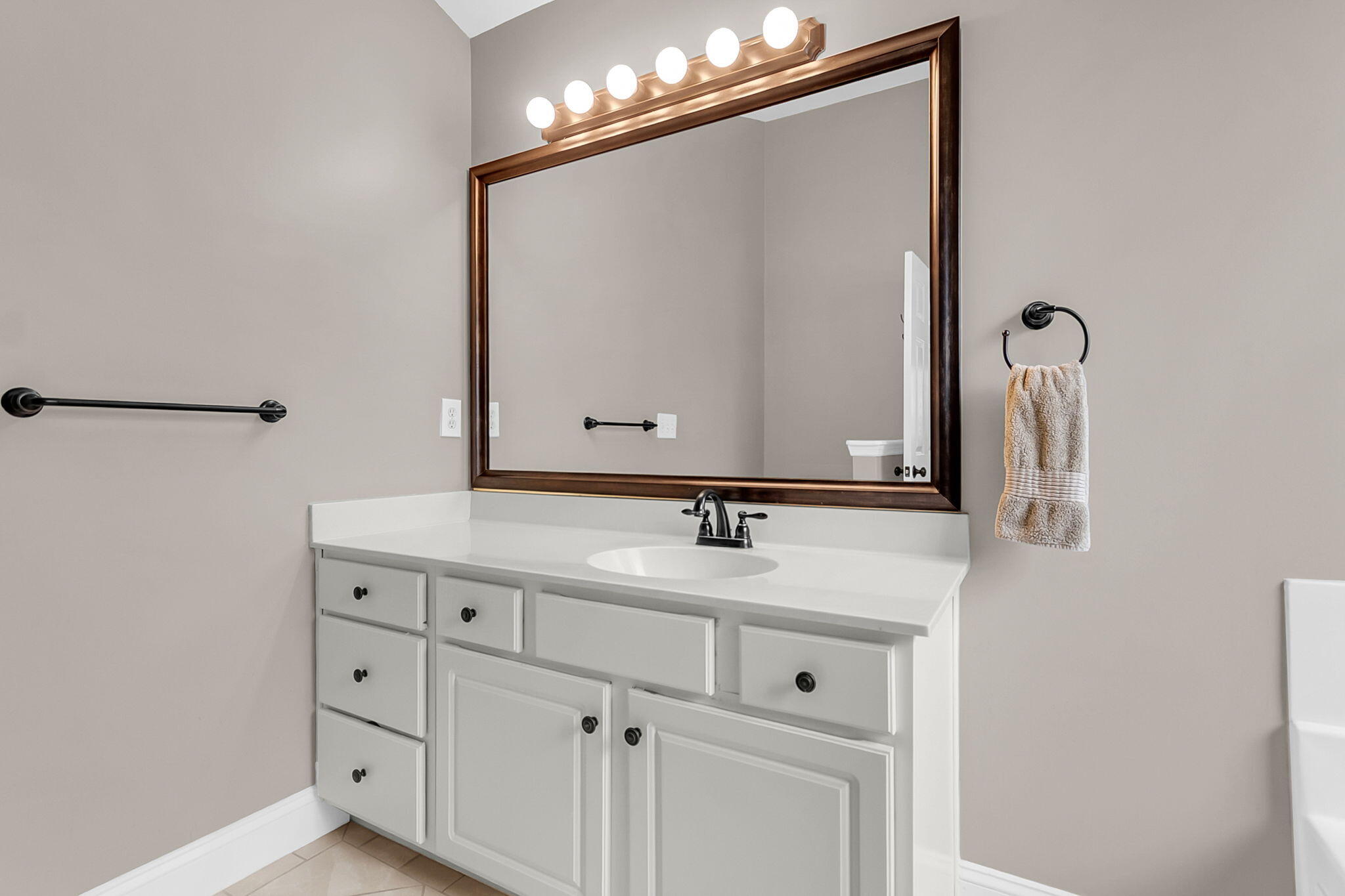 1516 Clarendon Way Mount Pleasant, SC 29466 - Photo 32 of 64 CREM - 1516 Clarendon-49