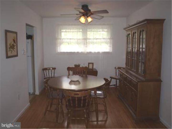 413 Edsam Avenue Pitman, NJ 08071 - Photo 2 of 16 Dining Room