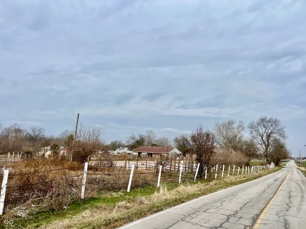 $1,800,000 | 2750 North County Road 1000 East, Indianapolis, IN 46234