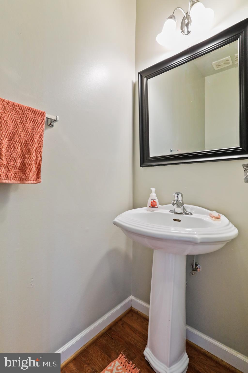 294 Freezeland Loop Road Linden, VA 22642 - Photo 31 of 83 Main Level Hall Bath