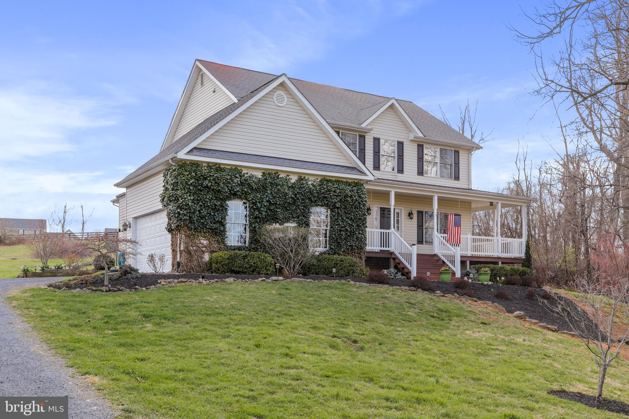 294 Freezeland Loop Road Linden, VA 22642 - Photo 5 of 83 Gallery Image 5
