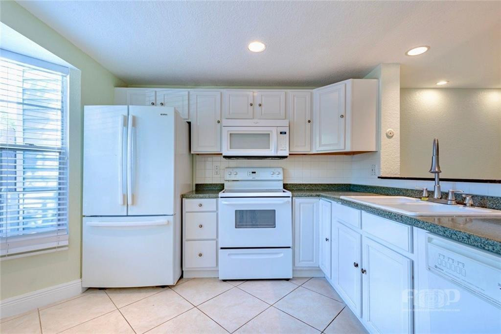 31 Southwest 3rd Street Pompano Beach, FL 33060 - Photo 5 of 29 Photo 5