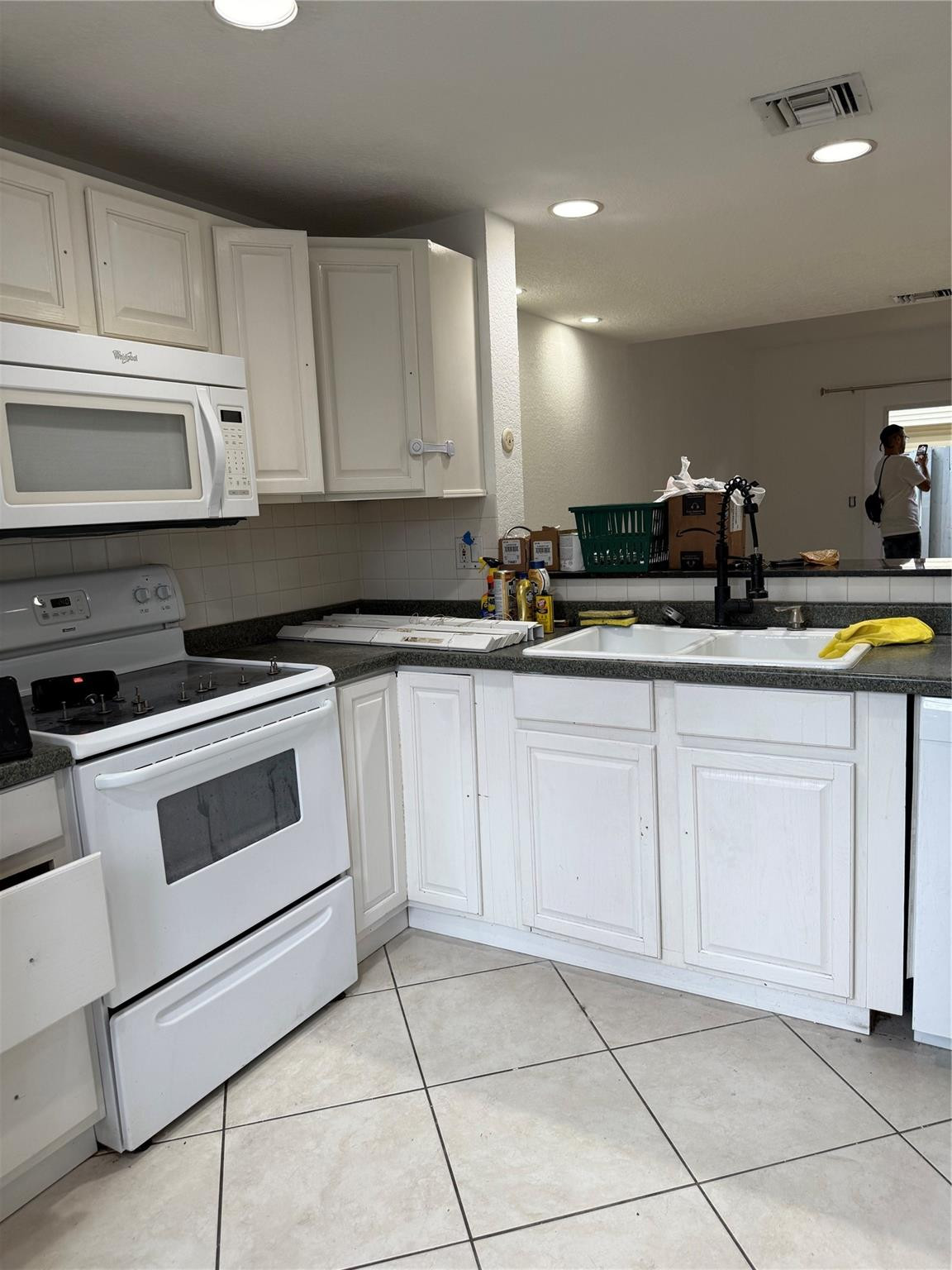 31 Southwest 3rd Street Pompano Beach, FL 33060 - Photo 6 of 29 Photo 6