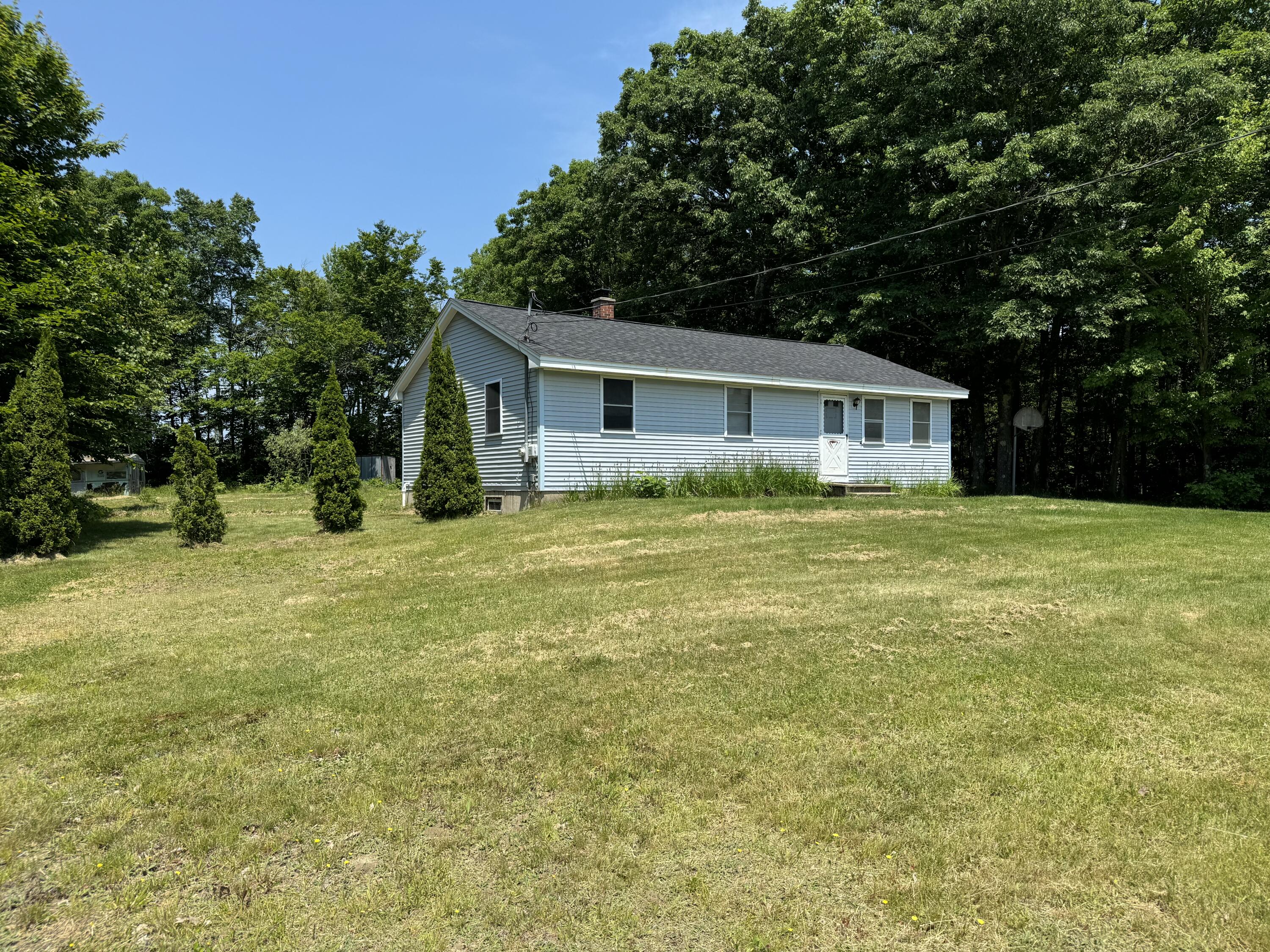 125 Augusta Road Whitefield, ME 04353 - Photo 3 of 25 IMG_6190