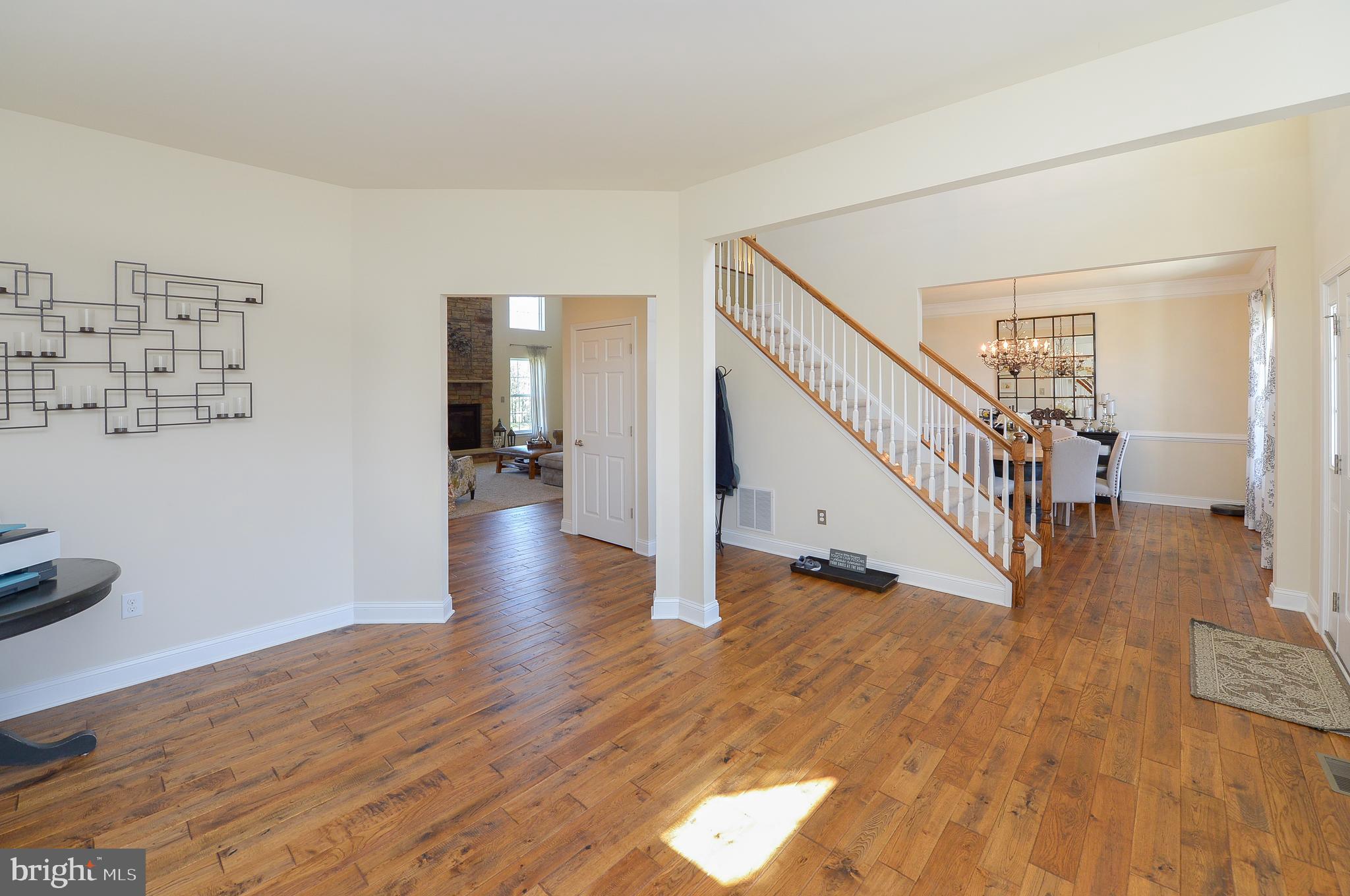 35 Wellesley Way Marlton, NJ 08053 - Photo 4 of 36 Front Room