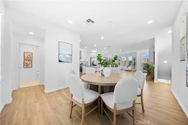 $1,450,000 | 188 Fixie, Irvine, CA 92618
