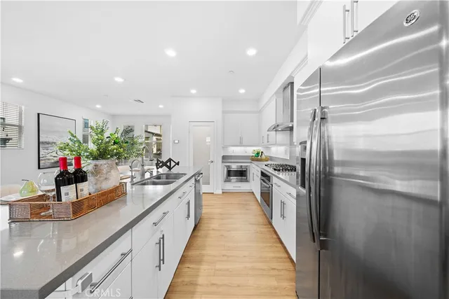 $1,450,000 | 188 Fixie, Irvine, CA 92618