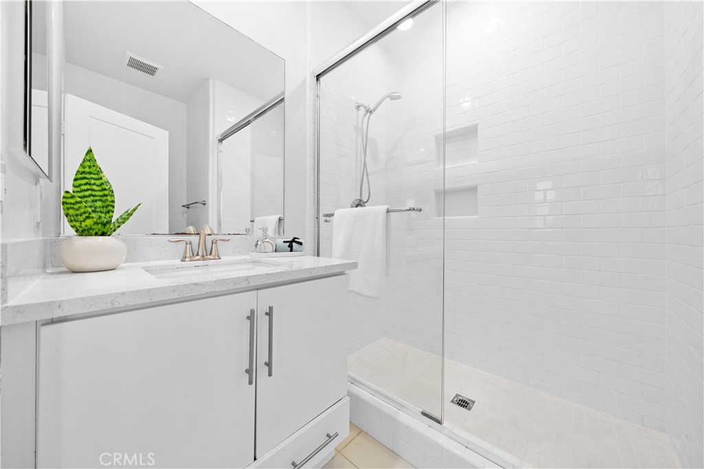 188 Fixie Irvine, CA 92618 - Photo 24 of 33