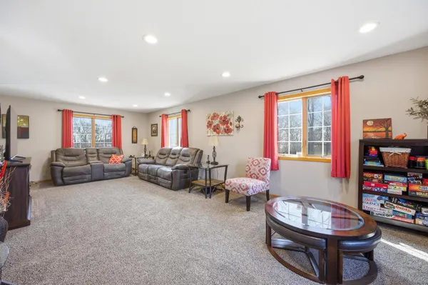 $449,000 | 18035 92nd Street Southeast, Fairmount, ND 58030