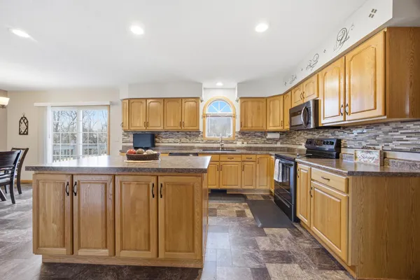 $449,000 | 18035 92nd Street Southeast, Fairmount, ND 58030