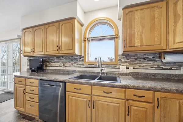 $449,000 | 18035 92nd Street Southeast, Fairmount, ND 58030