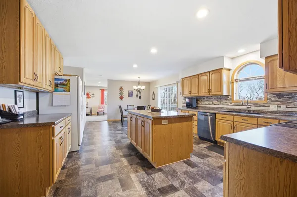 $449,000 | 18035 92nd Street Southeast, Fairmount, ND 58030