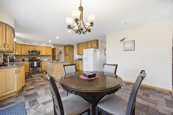 $449,000 | 18035 92nd Street Southeast, Fairmount, ND 58030