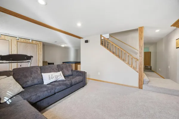 $449,000 | 18035 92nd Street Southeast, Fairmount, ND 58030