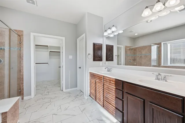 $2,100 | 6011 Watford Bend, Rosenberg, TX 77471