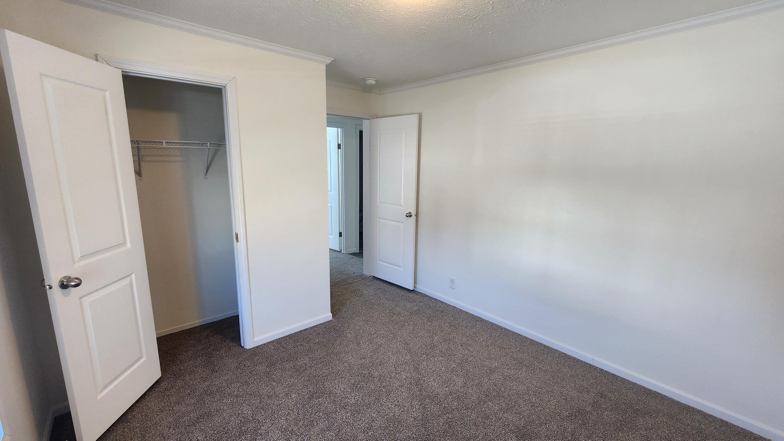 884 Ottawa Court, Unit 7 Charlotte, MI 48813 - Photo 16 of 17 20250317_125621