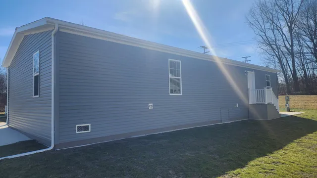 $129,900 | 884 Ottawa Court, Unit 7, Charlotte, MI 48813