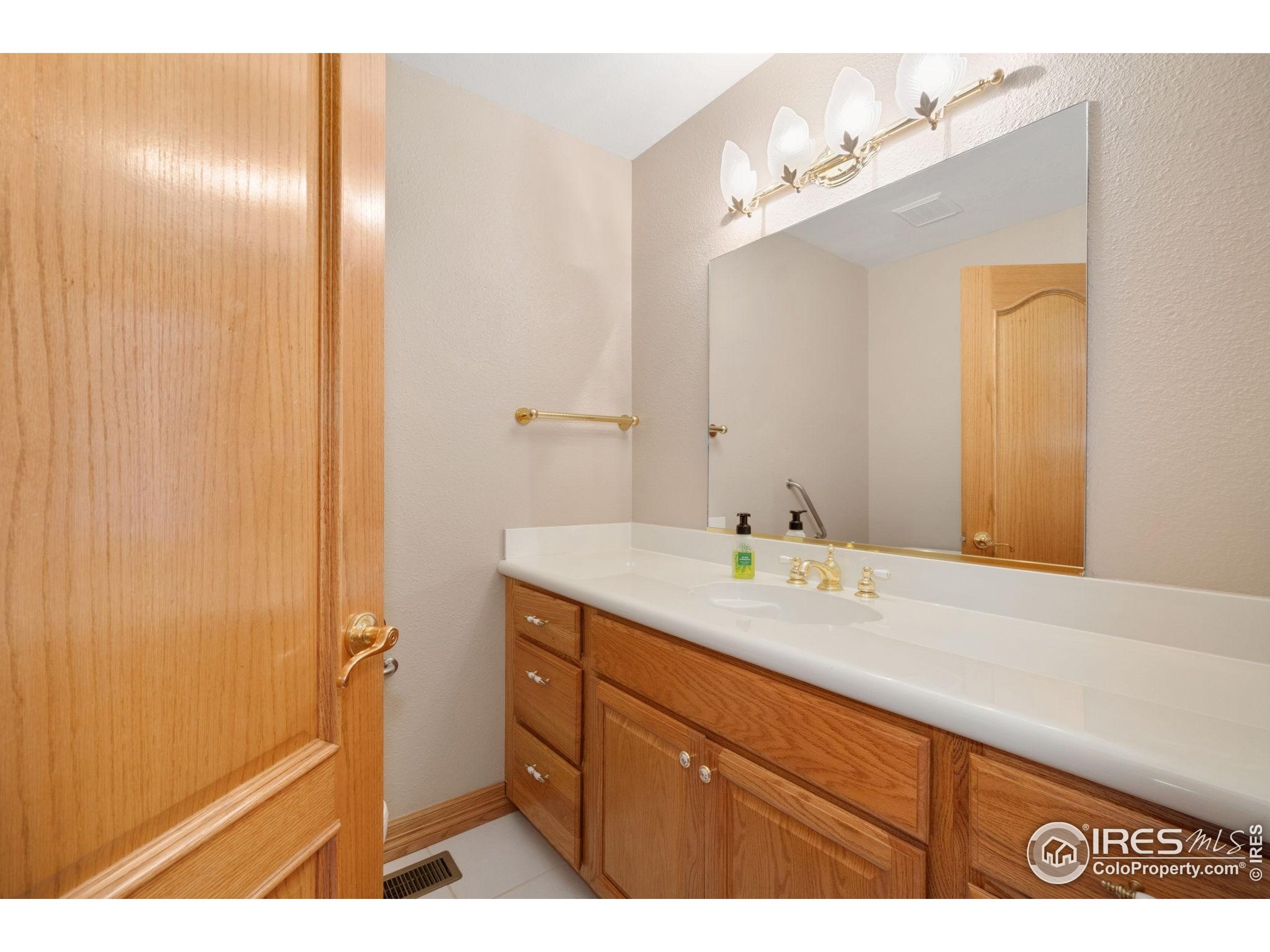 6239 Ashcroft Road Greeley, CO 80634 - Photo 25 of 38