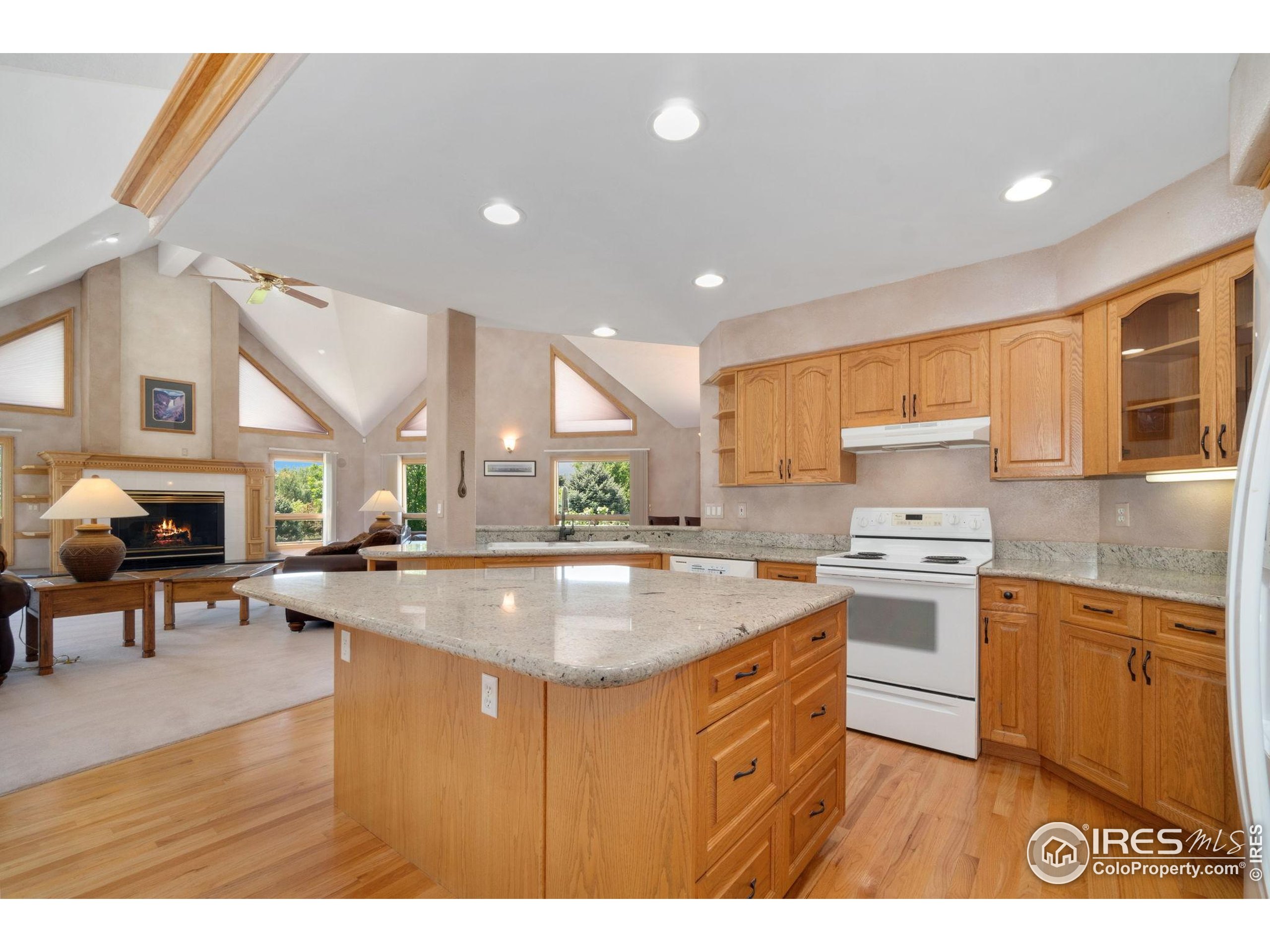 6239 Ashcroft Road Greeley, CO 80634 - Photo 6 of 38